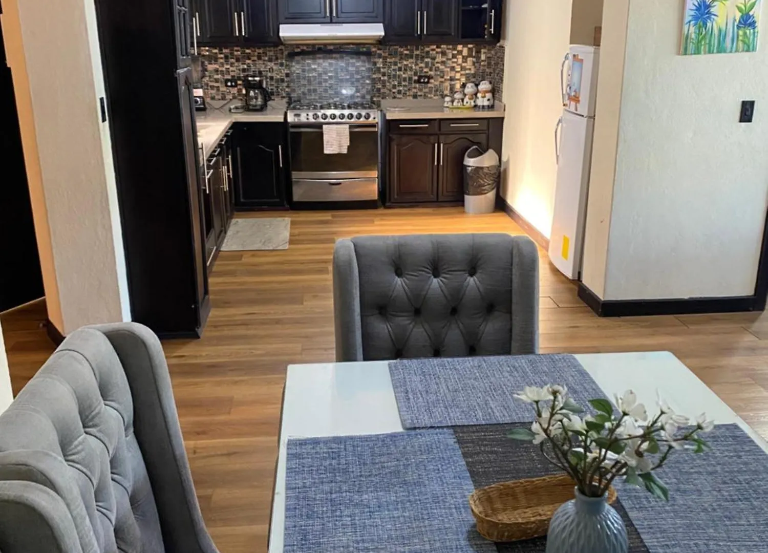 Iv-Departamento Exclusivo De 3 Dormitorios Y Parqueadero Incluido Cuenca Ecuador